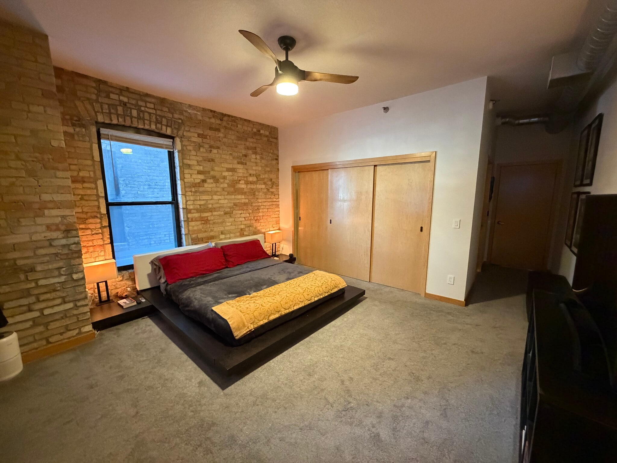 Building Photo - 523 S 9th St