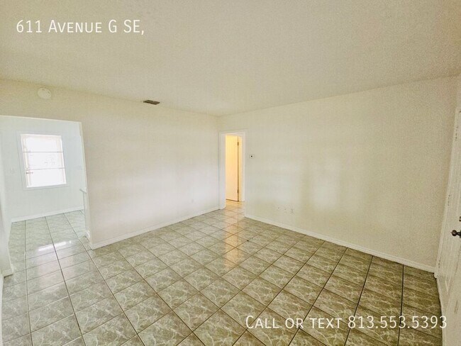 Building Photo - 611 Ave G SE