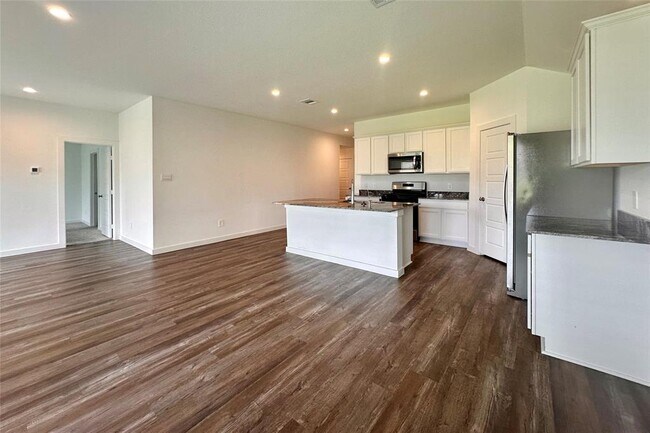 Building Photo - 8418 Kokernot Ln