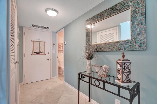 Building Photo - 3430 Galt Ocean Dr