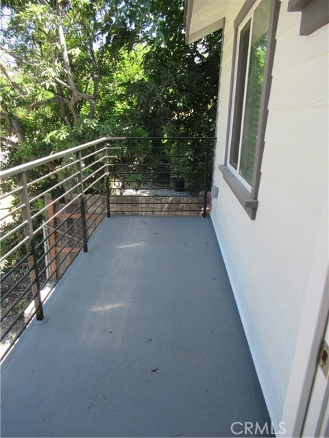 Building Photo - 4532 Sharon Ave