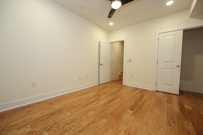 Building Photo - 1725 Arlington St