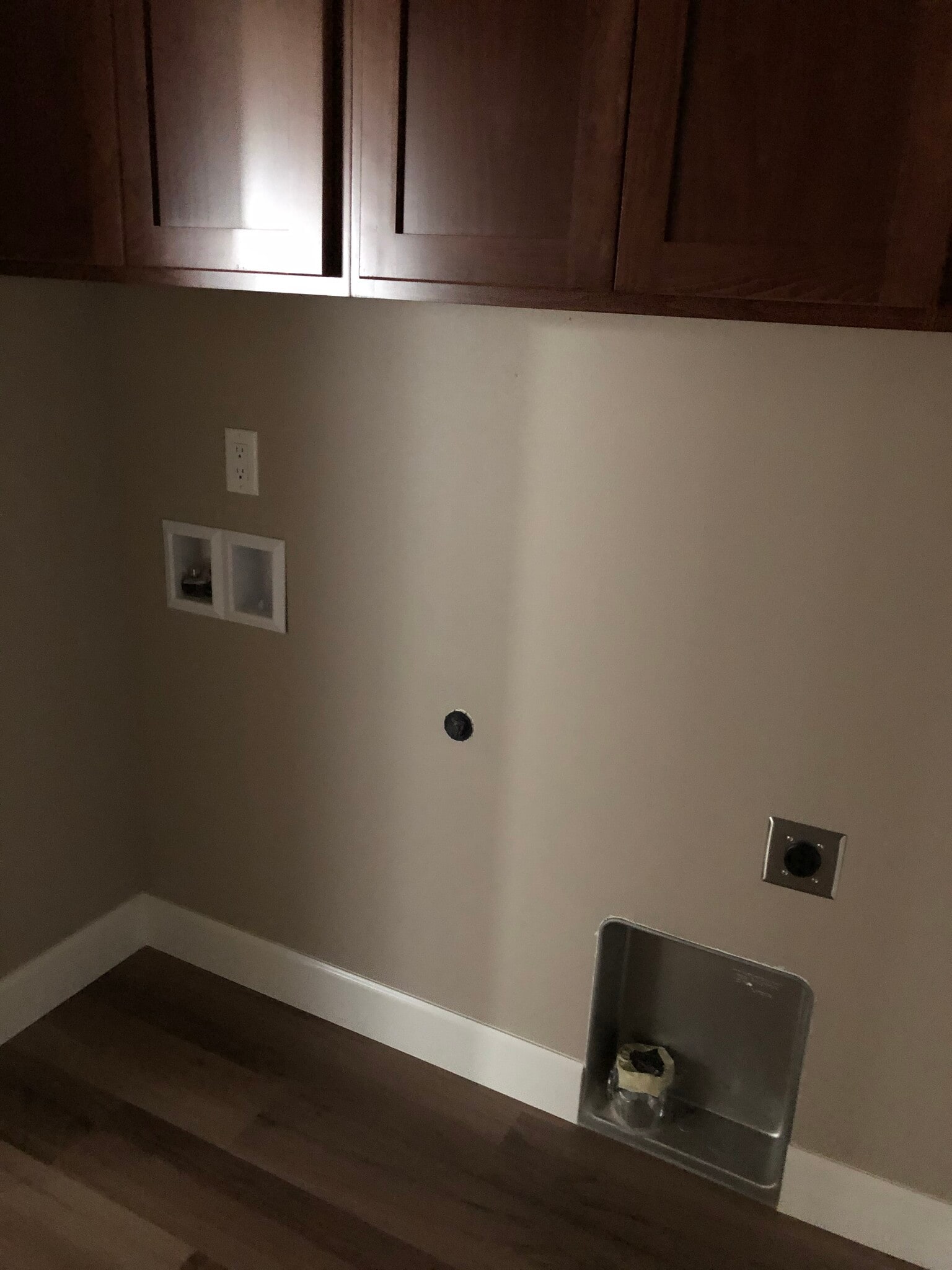 Building Photo - 8805 Juanita Dr