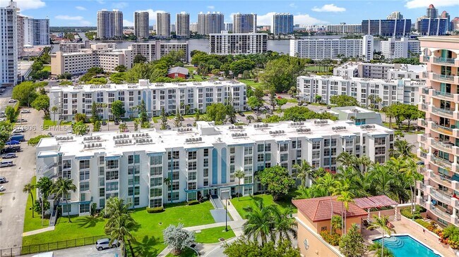 Building Photo - 17560 Atlantic Blvd