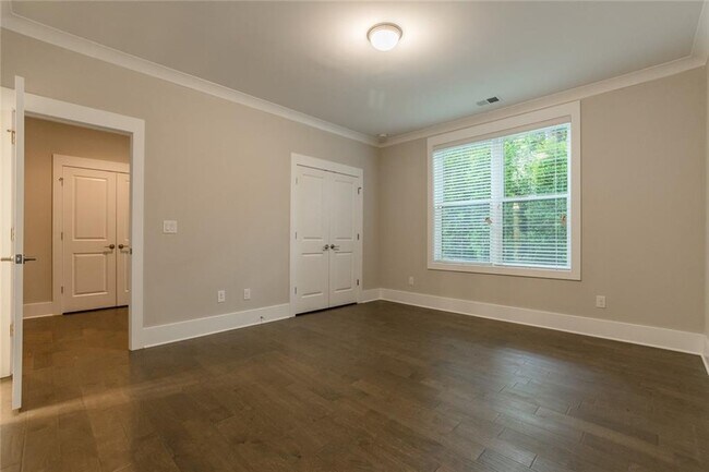 Building Photo - 4133 Wisconsin Dr