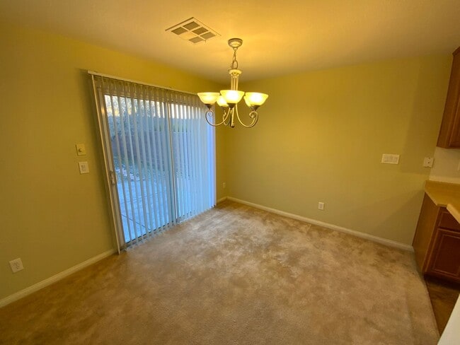 Building Photo - NEW FLOORING!! SW 2 STORY
