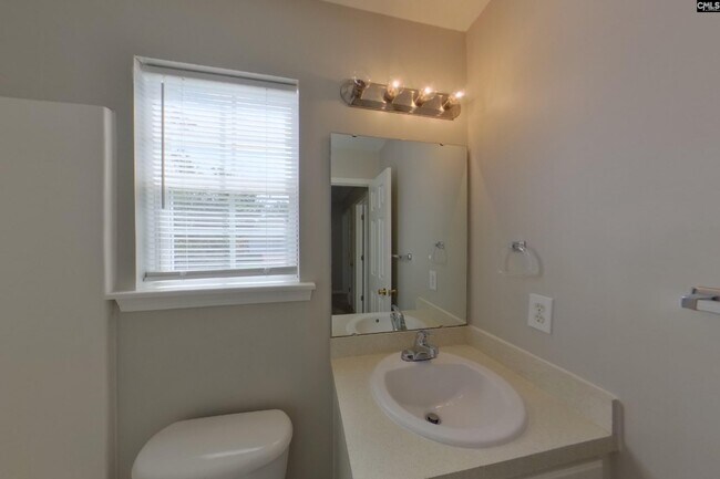 Building Photo - 163 Brooksong Dr