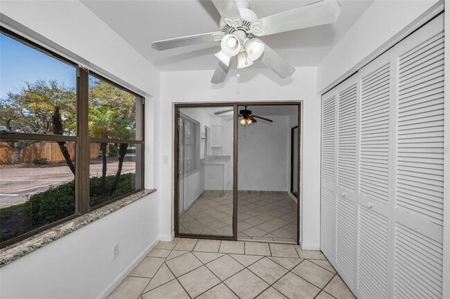 Building Photo - 10626 Longwood Dr