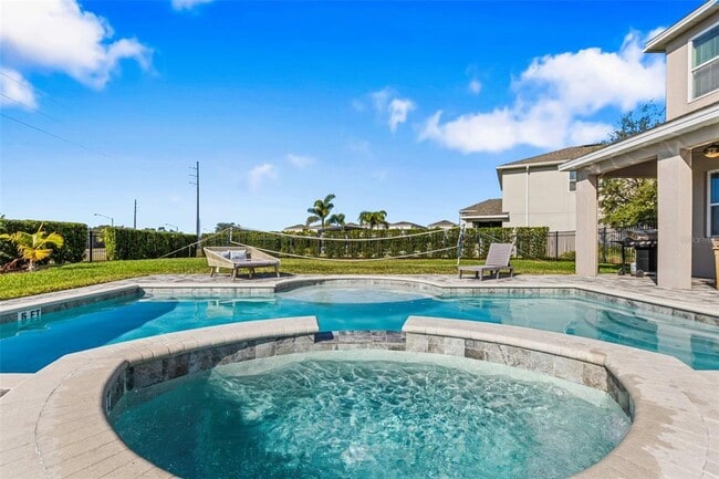 Building Photo - 284 Southfield St