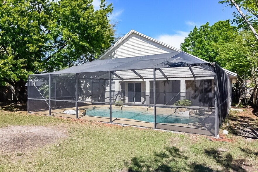 Building Photo - 6115 Wesley Brook Dr