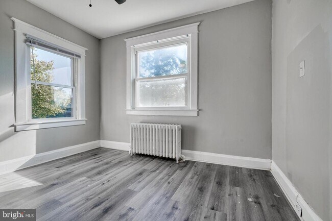 Building Photo - 616 N Woodington Rd