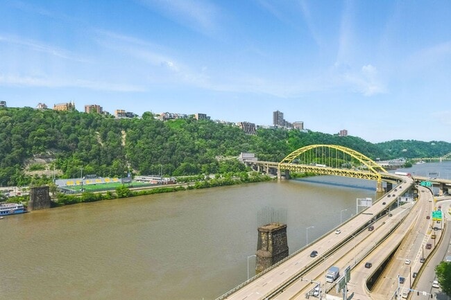 Building Photo - Welcome to Downtown Living with a view