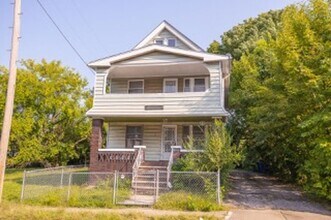 Building Photo - 9101 Easton Ave