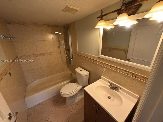 Building Photo - 2735 W 52nd St