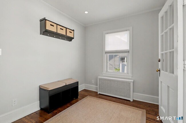 Building Photo - 310 1st Ave