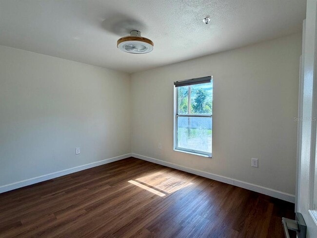 Building Photo - 8640 8th St