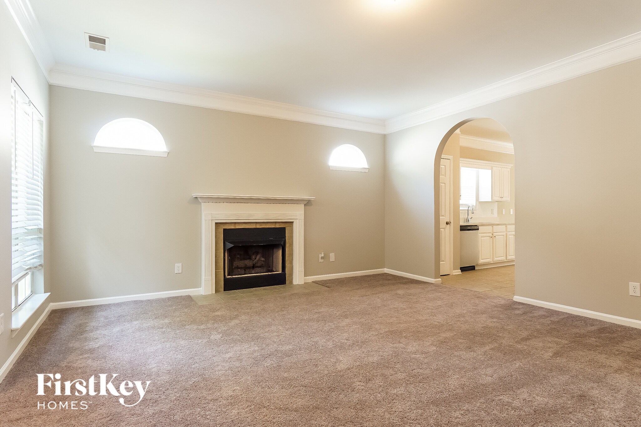 Building Photo - 9399 Brook Forest Cir