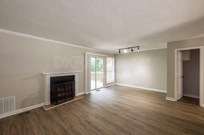 Building Photo - 3538 Kennesaw Station Dr