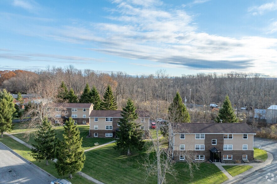 Aerial view Bldgs C D E - Strnad Drive Apartments