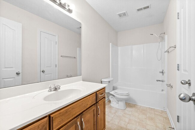 Building Photo - COMING SOON!!!    Lovely home in Wildwood West Subdivision