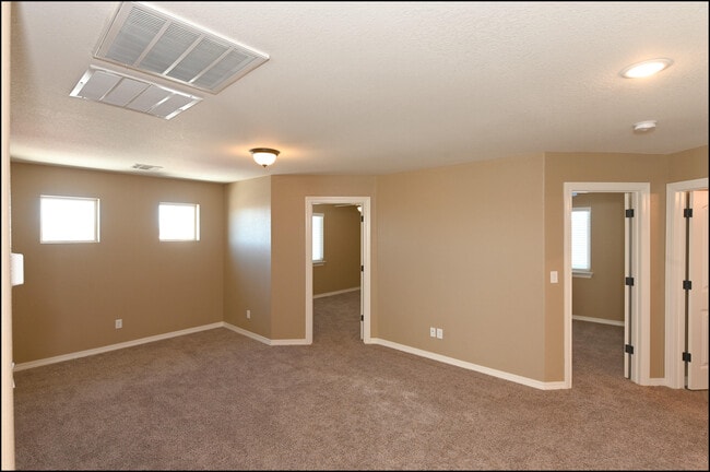 Building Photo - 4628 Marisabel Azcarate St