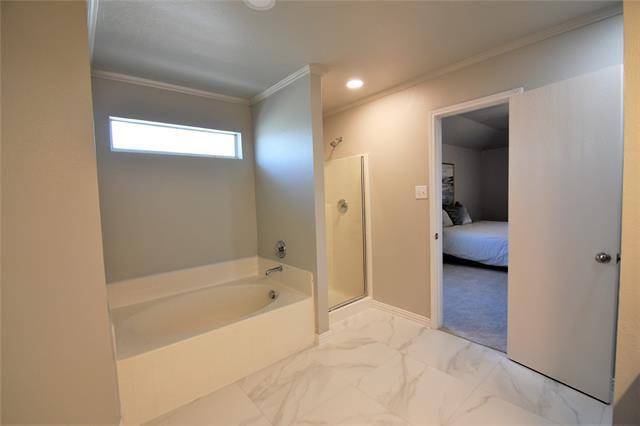 Building Photo - 9328 Warren Dr