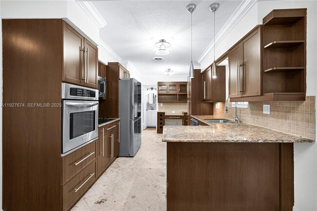 Building Photo - 5713 Jefferson St