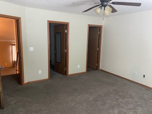 MB - Walk-in Closest-Mbath - 1302 Westport Beach Way