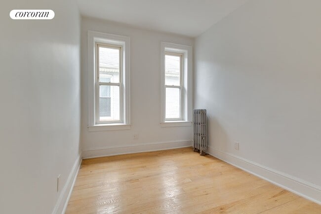 Building Photo - 152 E 53rd St