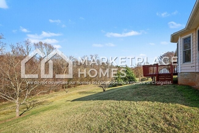 Building Photo - 3028 Dairy Farm Dr