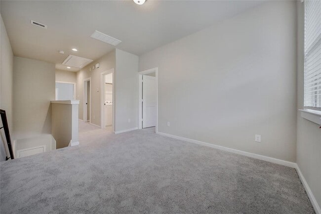 Building Photo - 555 Longleaf Pine Dr