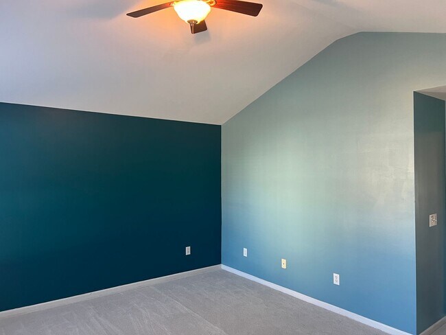 Building Photo - Pet-friendly, 3 Bedroom, 2 Bath Home with Fenced Yard in St. James School Area! Available in May!