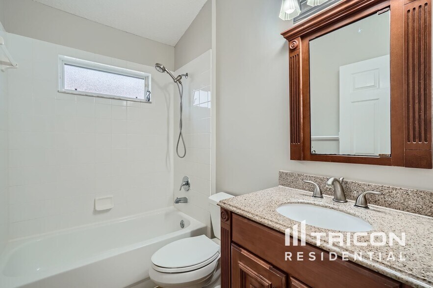 Building Photo - 2964 Hickory Grove Dr