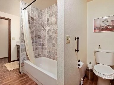 Shared bathroom - 8978 Austin St