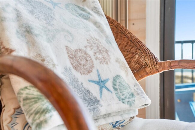 Building Photo - 1733 Sea Fair Dr