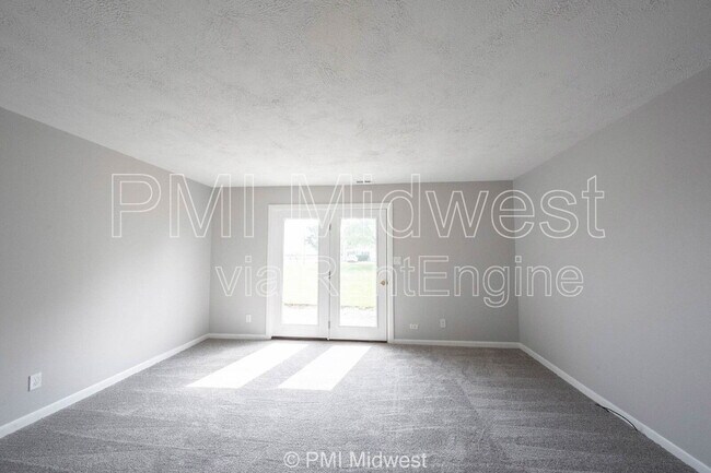 Building Photo - 320 Progress Rd