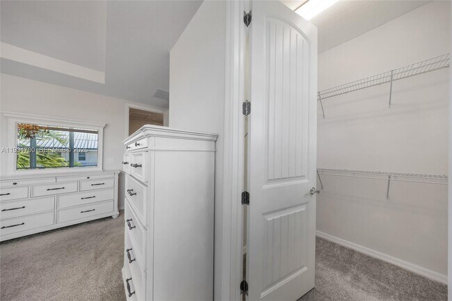 Building Photo - 5110 Eucalyptus Dr