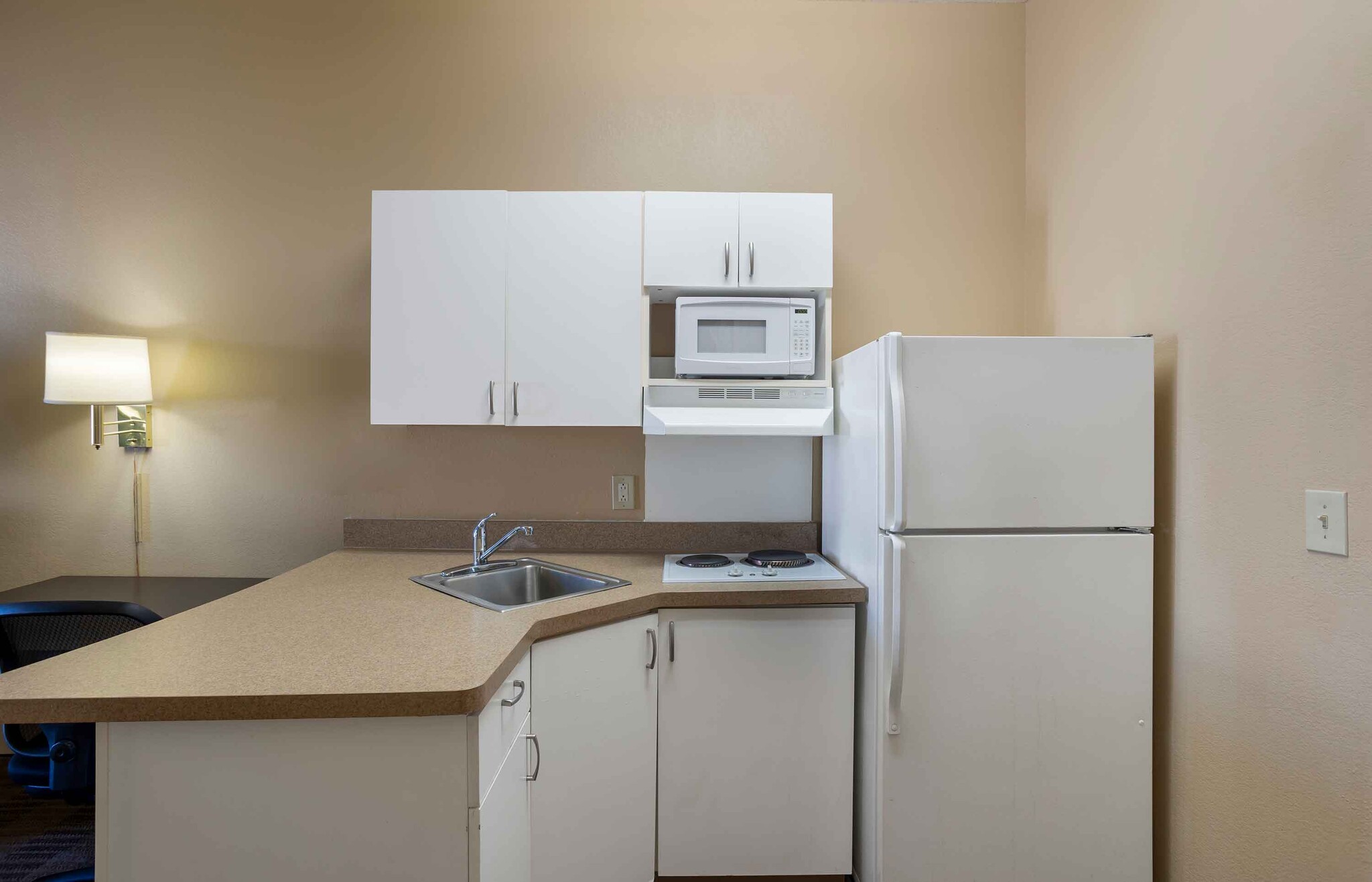 Building Photo - Furnished Studio-Philadelphia - Airport - ...