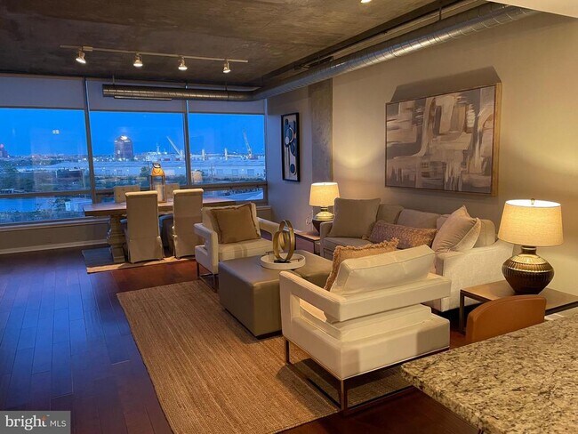 Building Photo - 1200 Steuart St