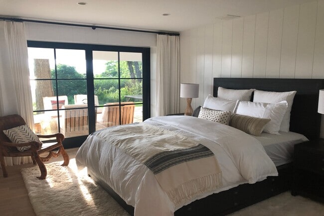 Building Photo - 51 Dumar Dr