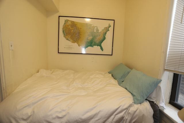 Building Photo - 2031 W Moffat St