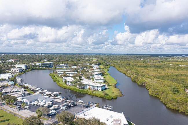 Building Photo - 2800 Indian River Blvd