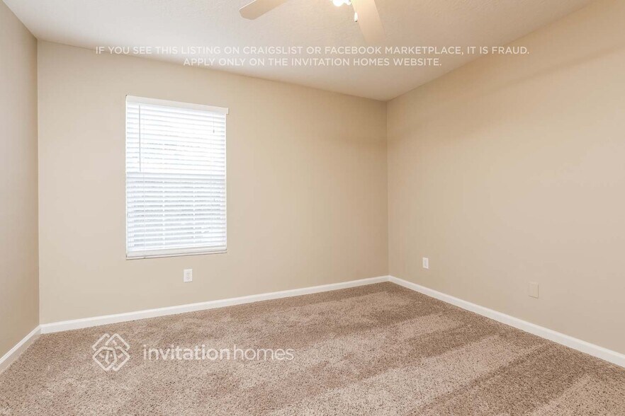 Building Photo - 13659 Hawk Lake Dr