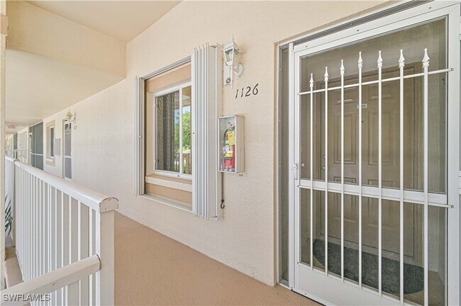 Building Photo - 20641 Country Creek Dr
