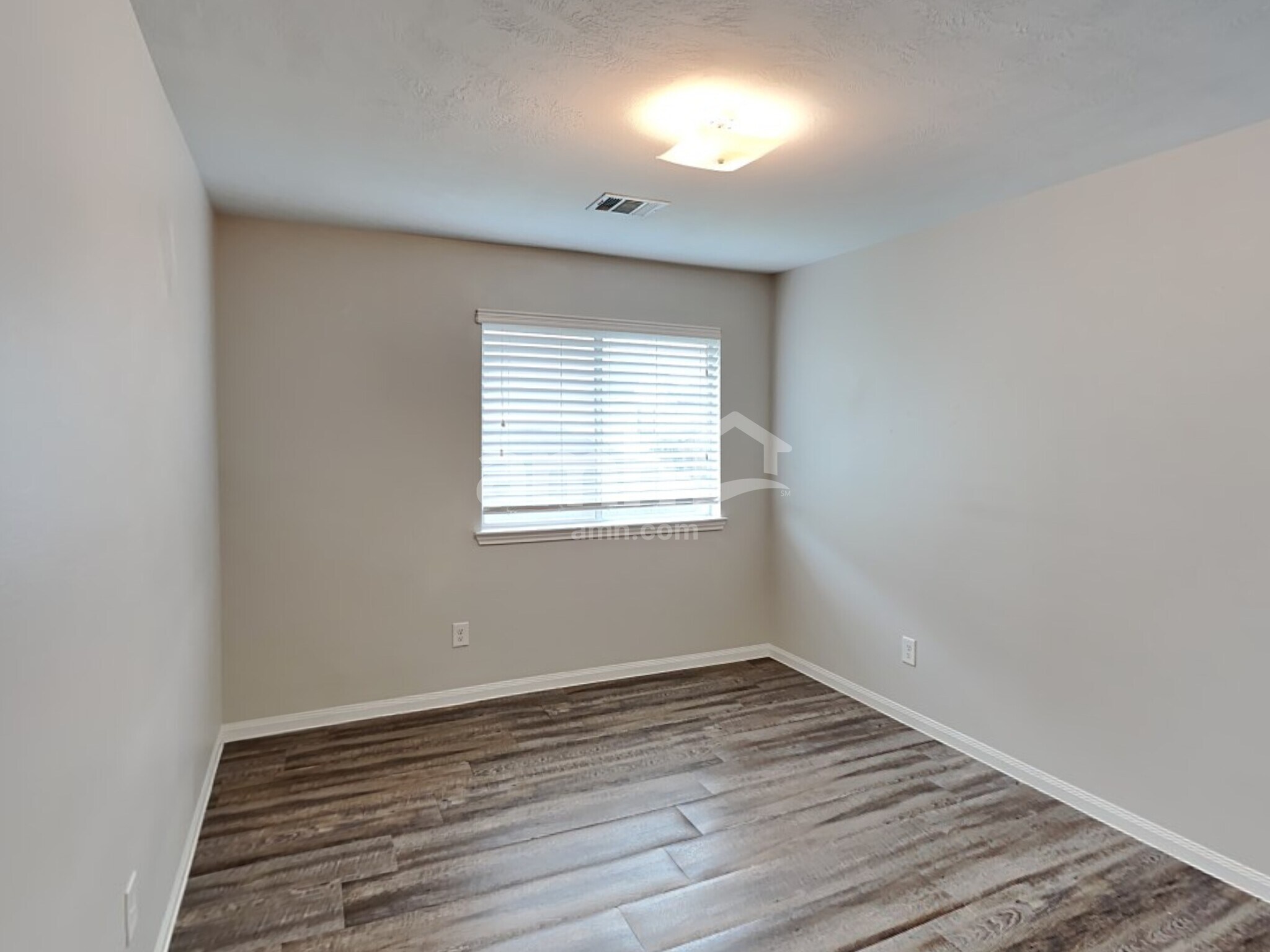 Building Photo - 13323 Ambrosa Dr