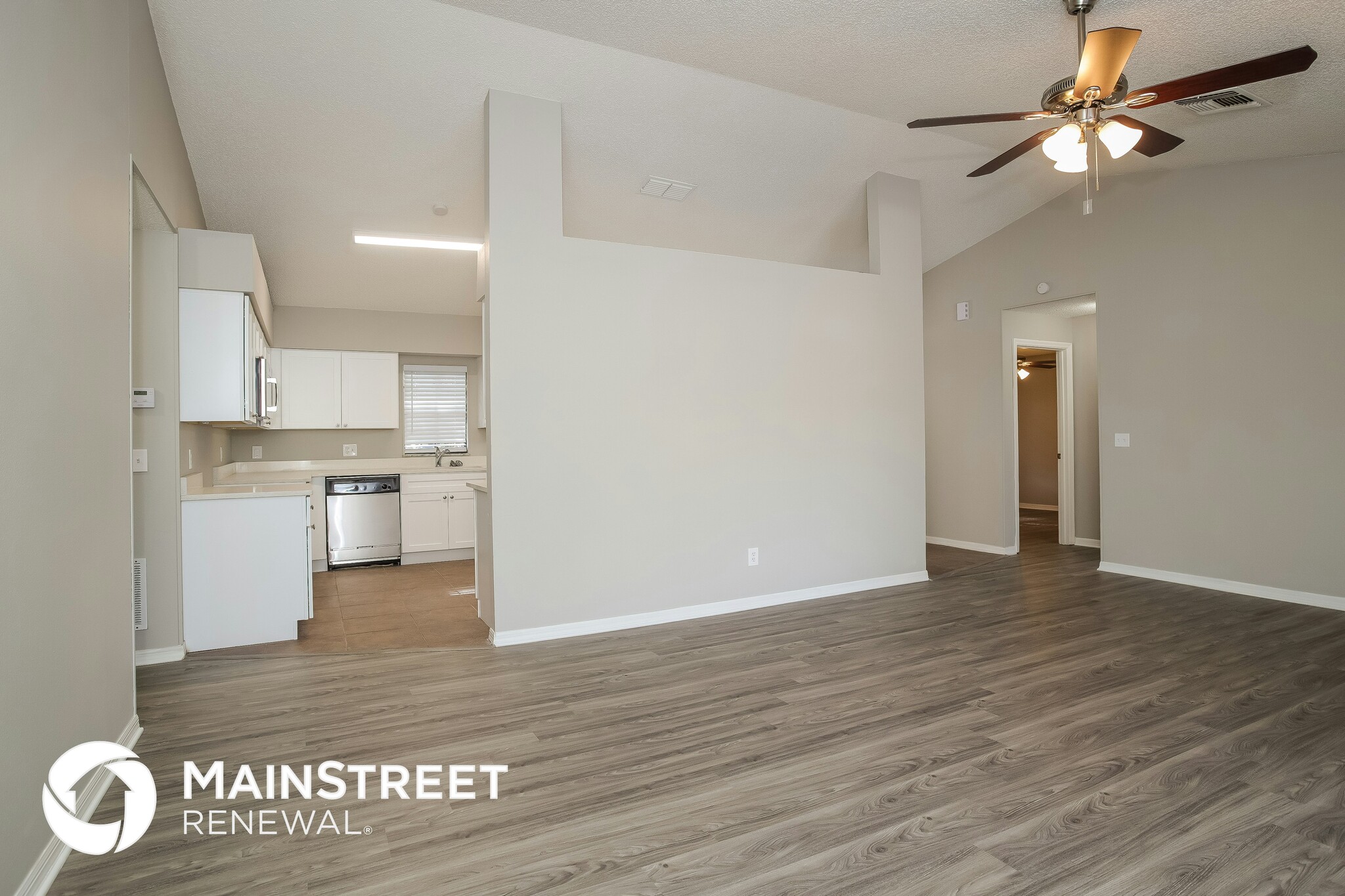 Building Photo - 140 Loma Bonita Dr