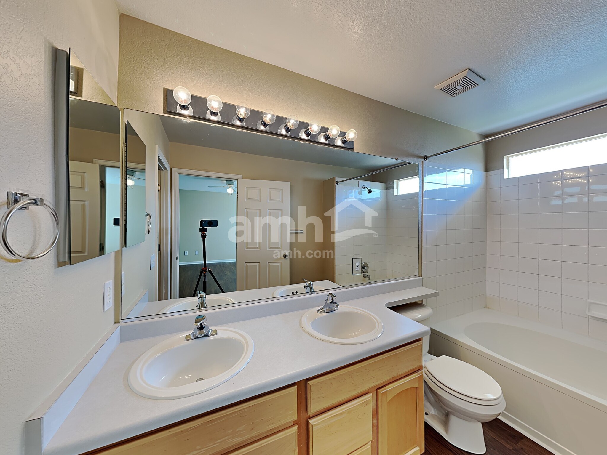 Building Photo - 20342 E 40th Pl