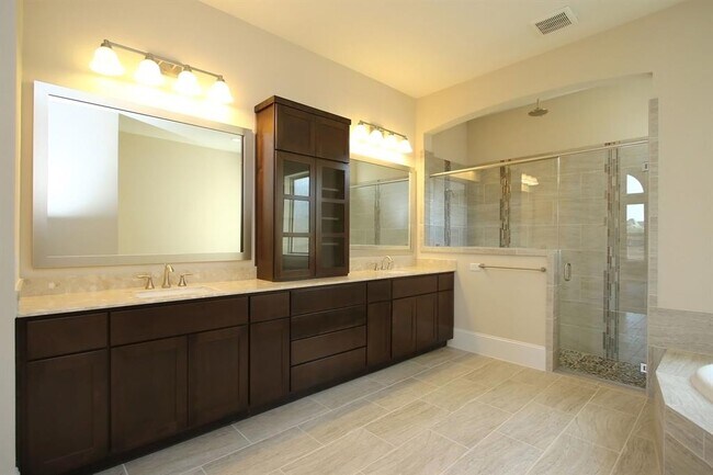 Building Photo - 27018 Cheyenne Crest Ln