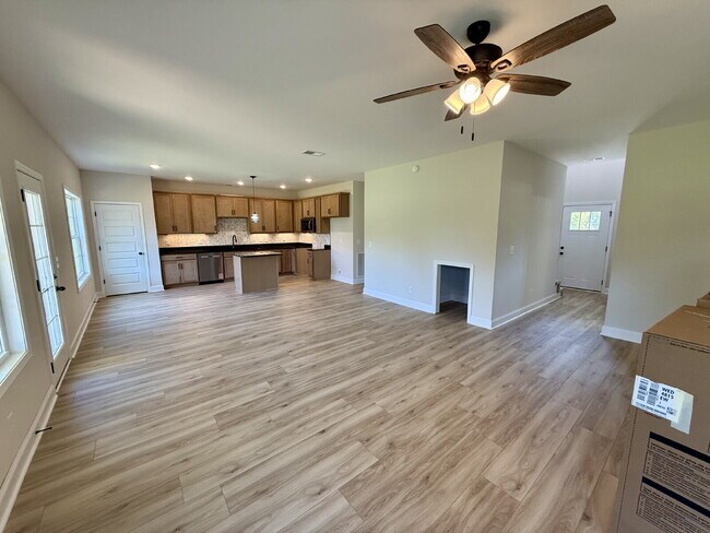 Building Photo - 174 Dewberry Rd