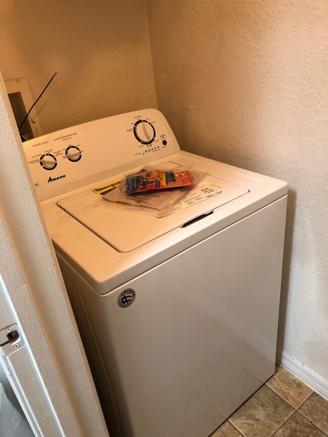 Building Photo - 3561CR#231(100)(For sale by N1b)